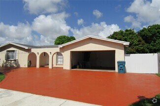 Building Photo - 17510 SW 108th Ave