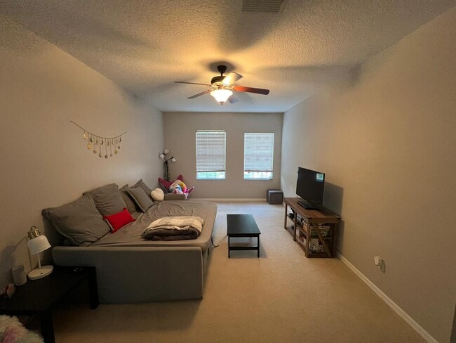 Foto del edificio - 9054 Edenshire Cir