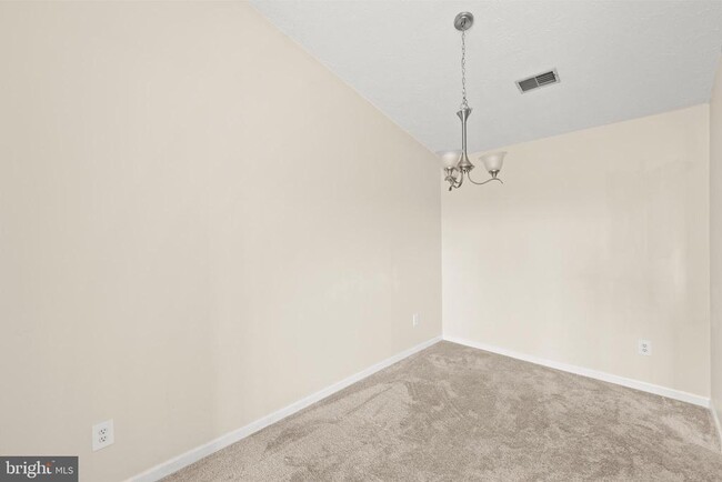 Building Photo - 115 Brookland Terrace