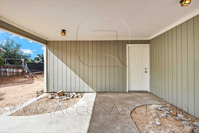 Foto del edificio - Delightful 3 Bed/2 Bath Single-Story Home ...