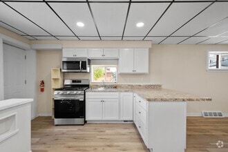 Building Photo - 2405 Arlington Ave