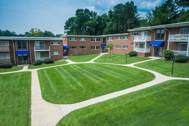 Building Photo - 2900 Taney Rd