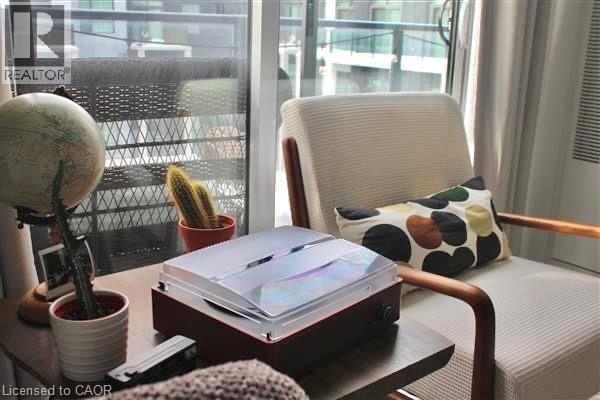 Building Photo - 5055 Greenlane Rd