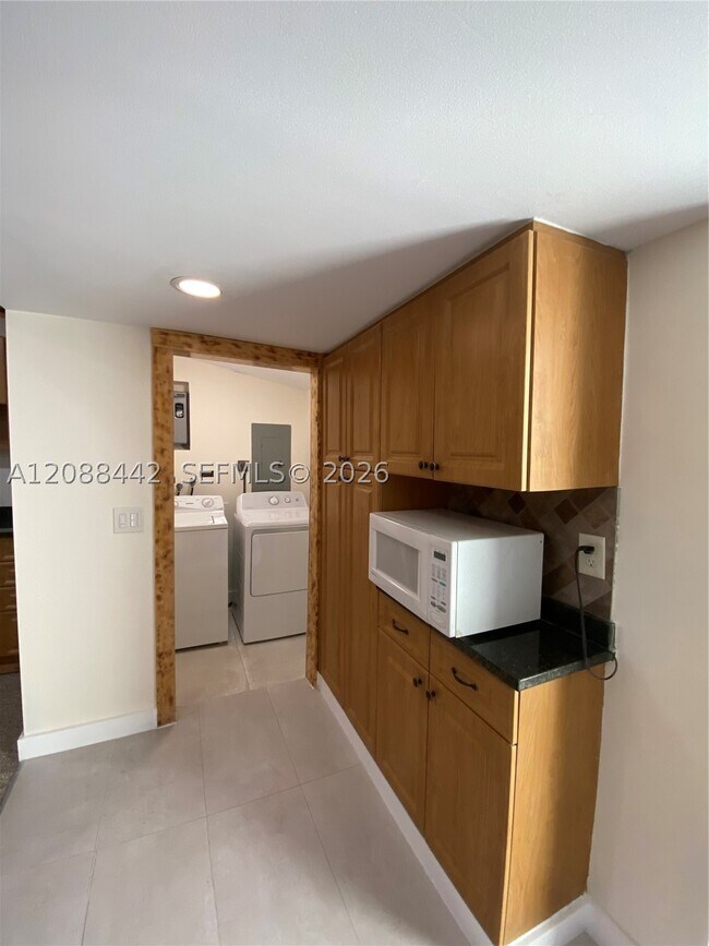 Foto del edificio - 6140 SW 37 Ct