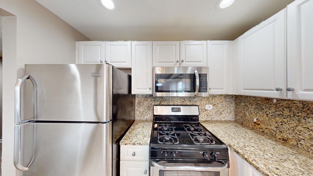 Primary Photo - 6238 W 26th St