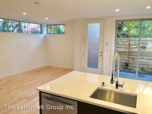 Building Photo - 3 br, 2 bath House - 933 B 13th Ave