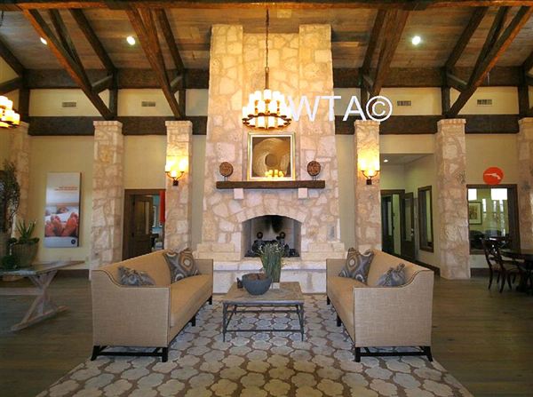 Building Photo - 3621 W Slaughter Ln
