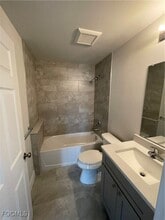 Building Photo - 1423 Gleason Pkwy