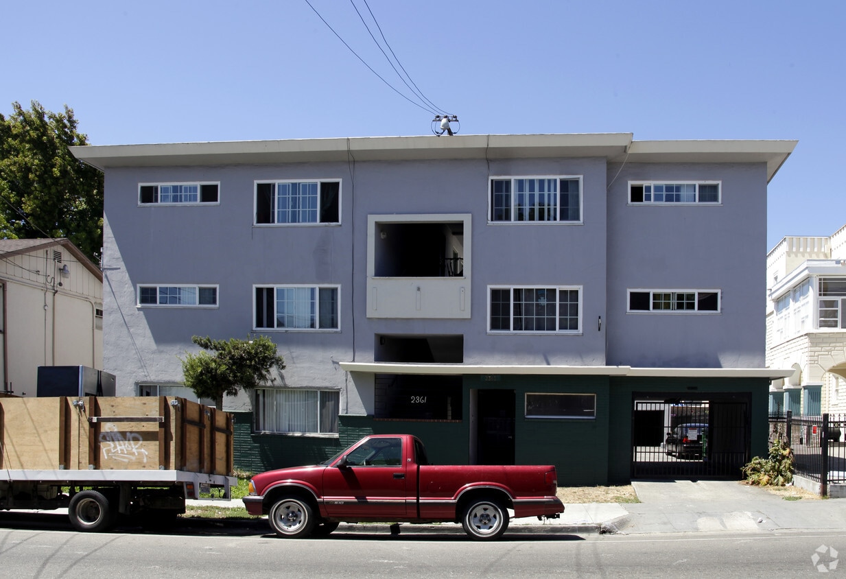 Building Photo - 2361 Fruitvale Ave