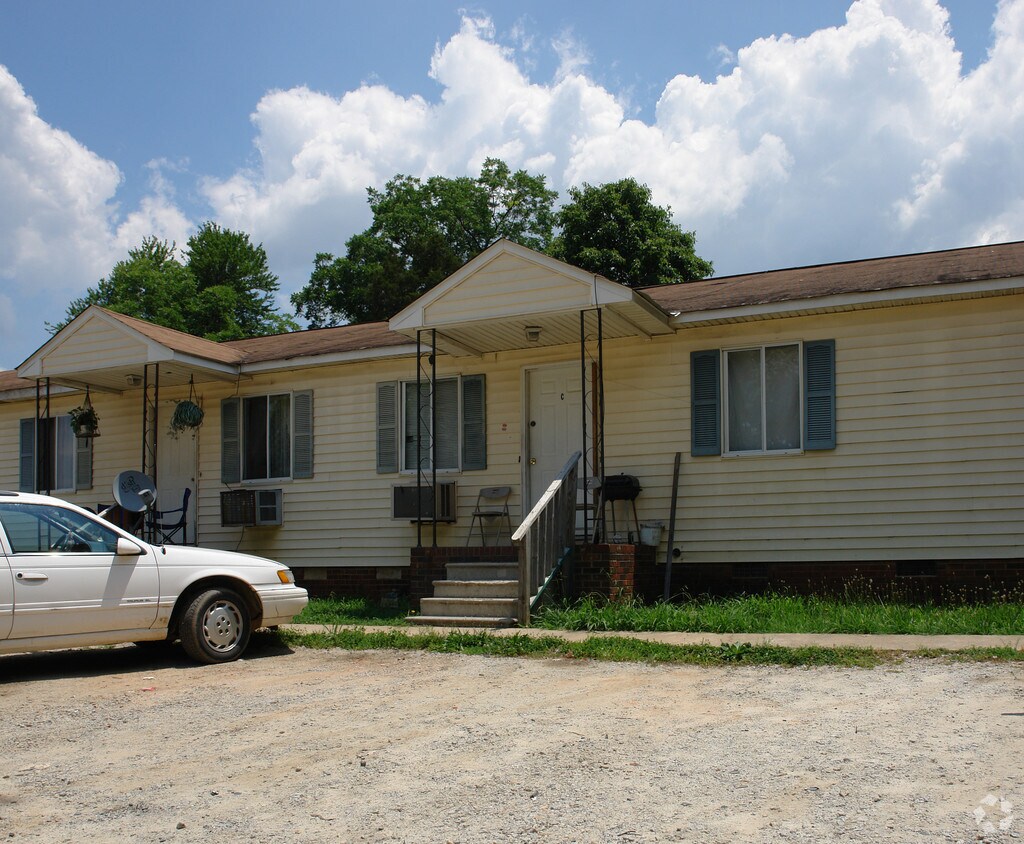 Foto del edificio - 506 E Fairfield Rd