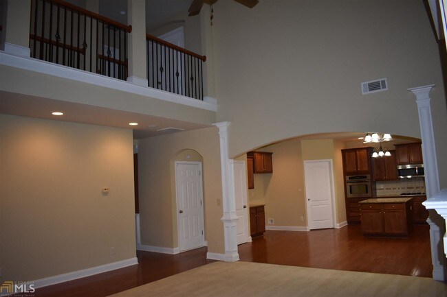 Building Photo - 4858 Lampside Terrace