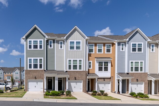 Photo - 3001 Worthy Wy Townhome