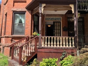 Building Photo - 28 Courtney Ave