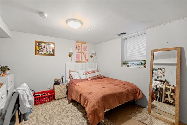 Foto del edificio - 1117 Foster St