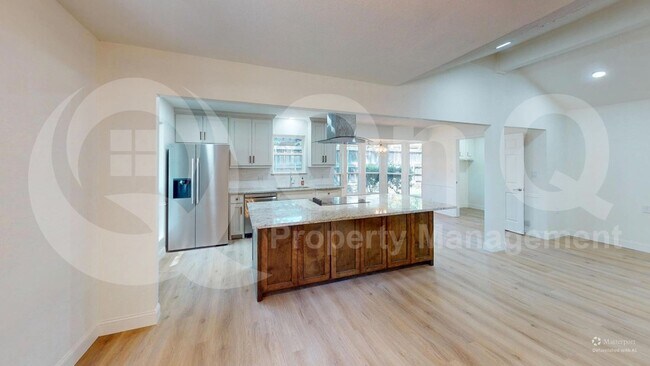 Foto del edificio - 208 Glenwick Pl