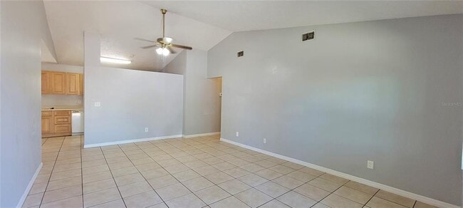 Building Photo - 3214 W Van Buren Dr