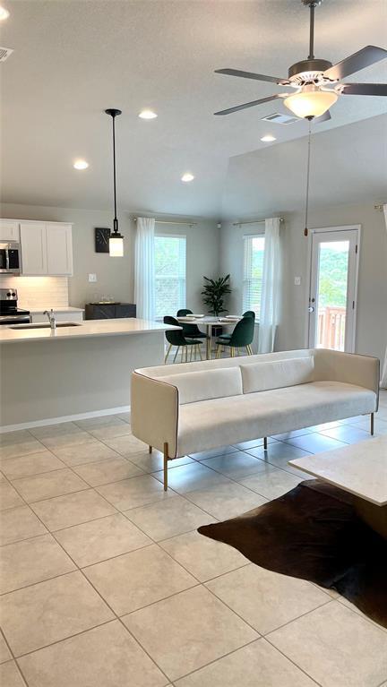 Building Photo - 8017 Flintlock Cir
