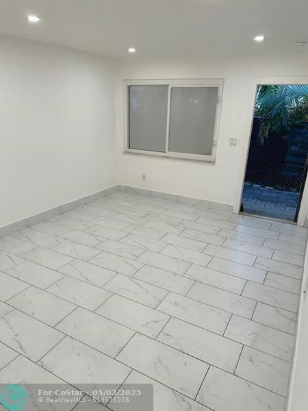 Foto del edificio - 4655 SW 33rd Ave