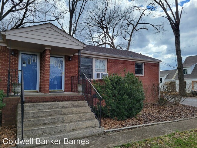 Building Photo - 2 br, 1 bath House - 132A 37th Ave. N