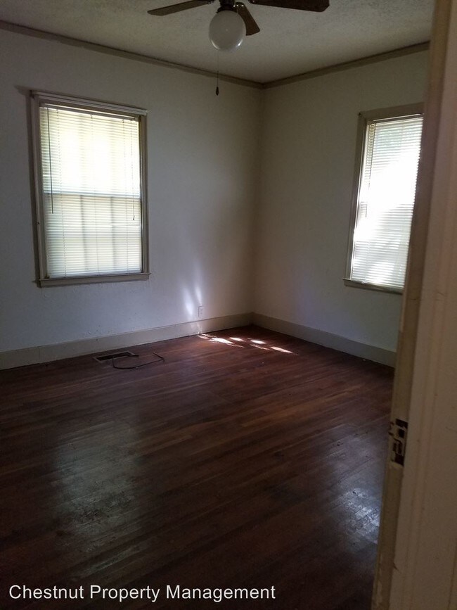 Building Photo - 3139 Camden Cir