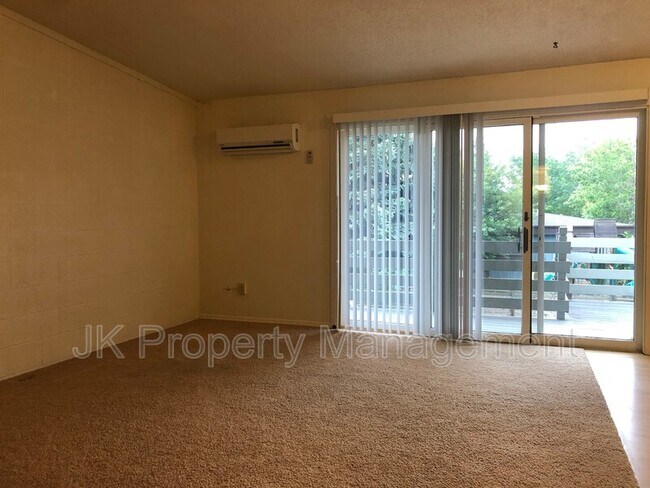 Foto del edificio - 3208 11th Ave S