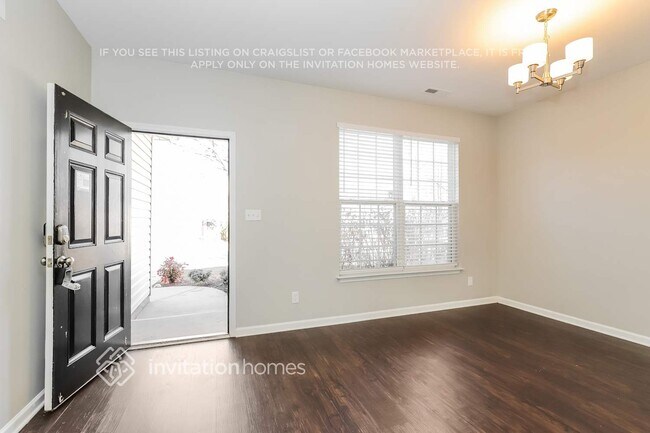 Foto del edificio - 1206 Bethpage Dr