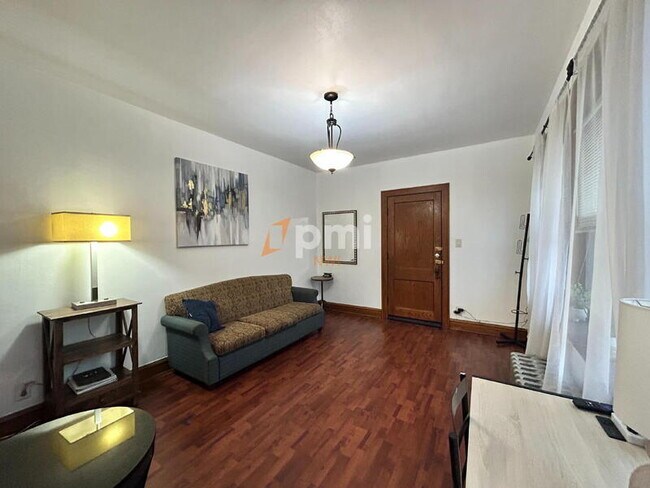 Foto del edificio - 1308 119th St