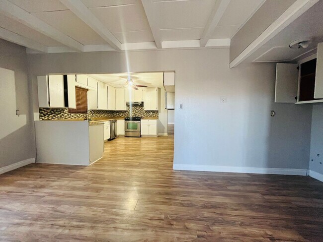 Foto del edificio - 34476 Western Dr
