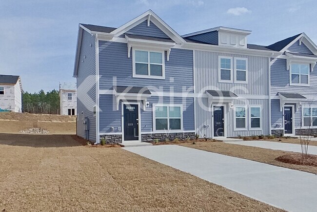 Foto del edificio - 2215 Banyon Cir