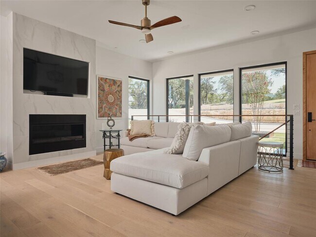 Building Photo - 3214 Smoky Ridge