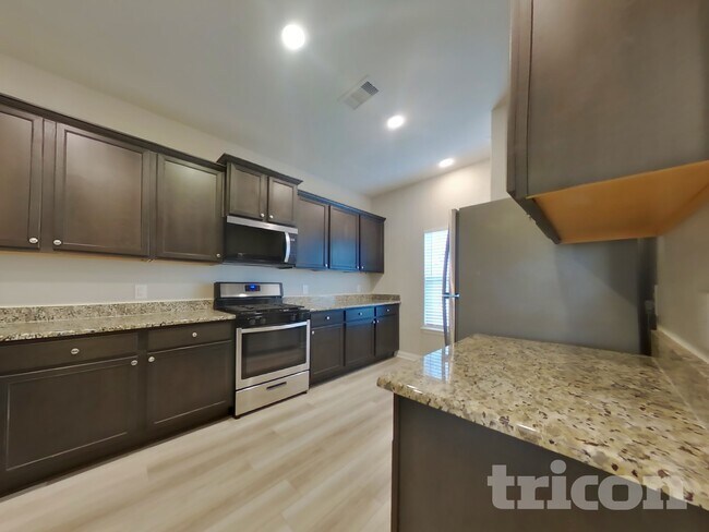 Foto del edificio - 23112 Shakespeare Dr