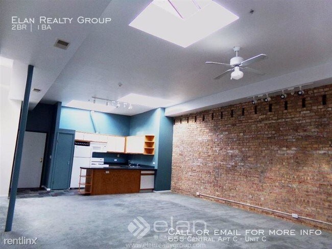 Foto del edificio - 2 bedroom in HIGHLAND PARK IL 60035