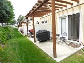 Building Photo - 9677 S Villa Spgs Cv