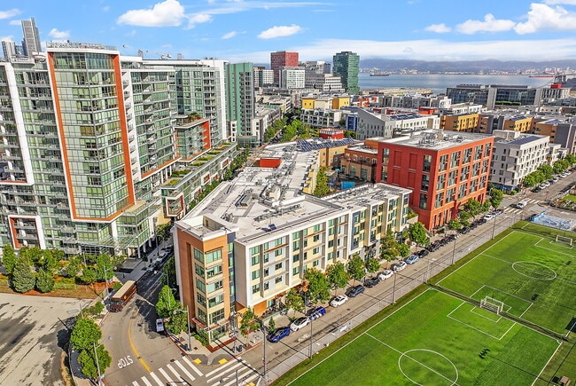 Building Photo - MB360