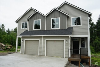 Building Photo - 205 Cloverdale Rd