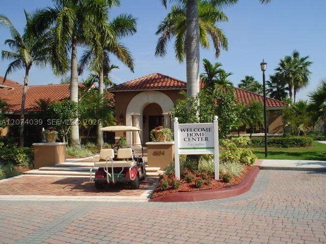 Foto del edificio - 4808 N State Rd 7