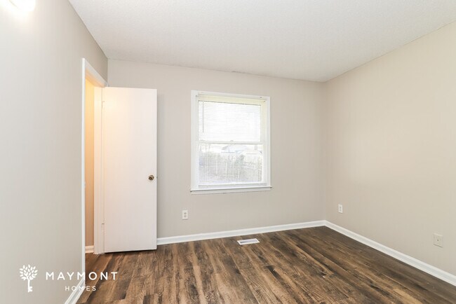 Foto del edificio - 4232 Romaine St