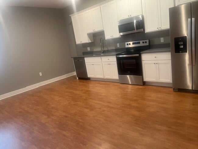 Interior Photo - 300 W Fayette St