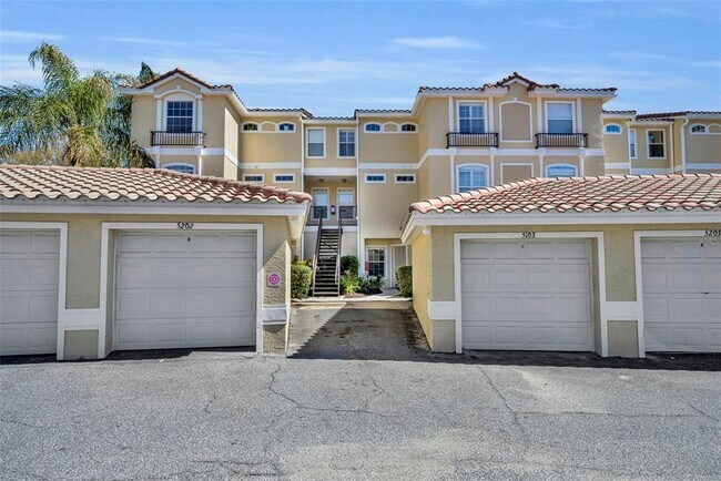 Foto del edificio - 676 Sandy Neck Ln