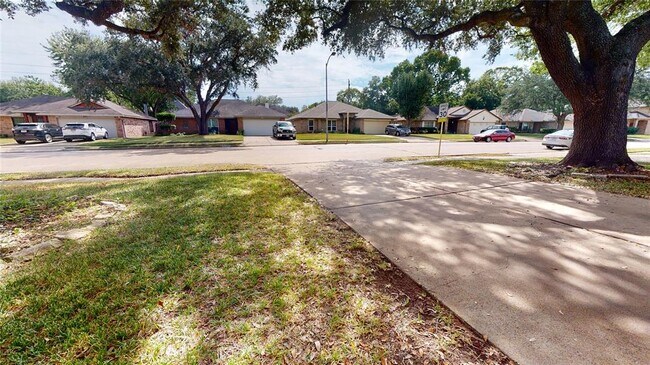 Foto del edificio - 2214 Old Dixie Dr