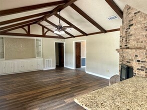 Building Photo - 103 Wroxton Dr