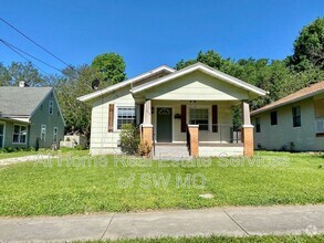 Building Photo - 1079 S Broadway Ave