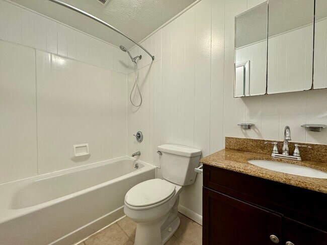 Foto del edificio - 96 Fountain Ln