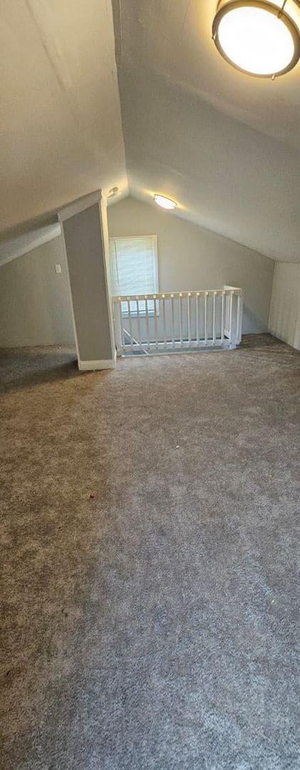 Building Photo - 4 BD 1.5 BA