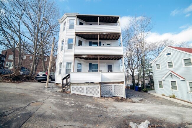 Building Photo - 14 Duffley Ct