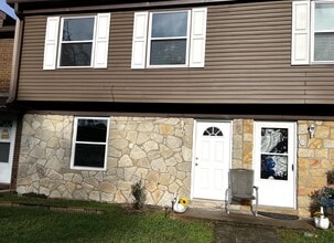 Building Photo - 5381 Big Tyler Rd