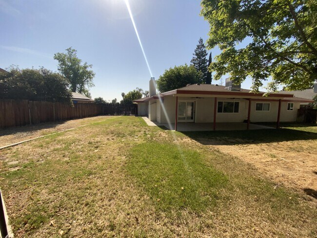 Building Photo - 3605 Alcott Dr