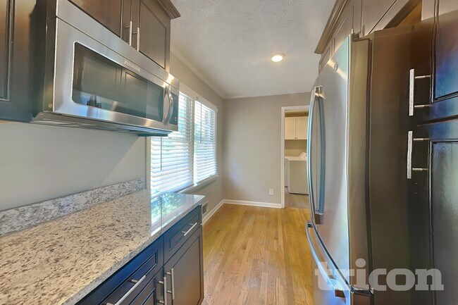Foto del edificio - 2054 North Rd SW