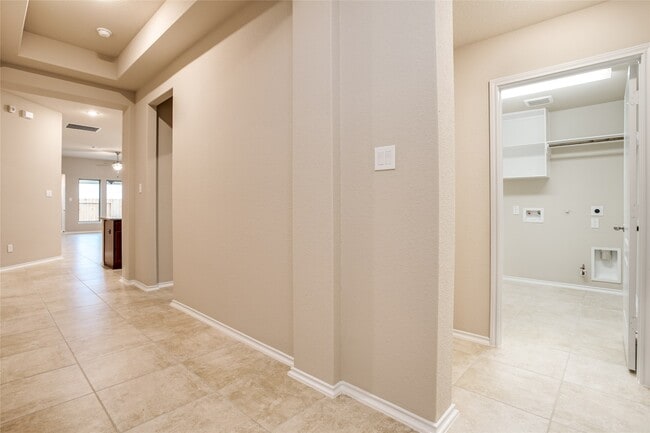 Building Photo - 20222 Rainflower Bay Ln