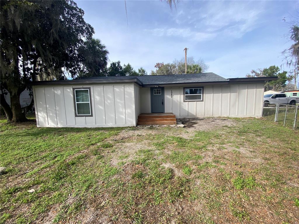 1082 NW 7th Blvd, Lake Panasoffkee, FL 33538 House Rental in Lake Panasoffkee, FL